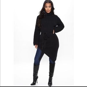 NWT WARM TURTLENECK SWEATER SMALL